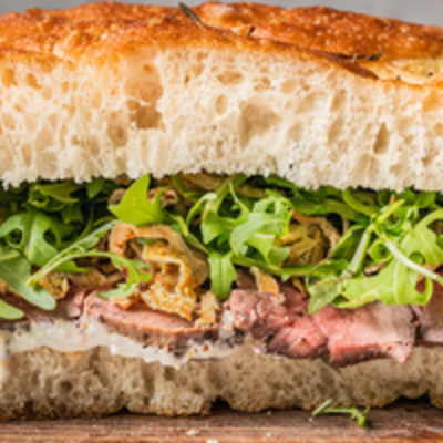 Sandwich cu steak